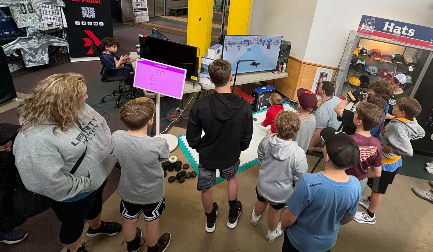 Crowd of people playing Dangleverse